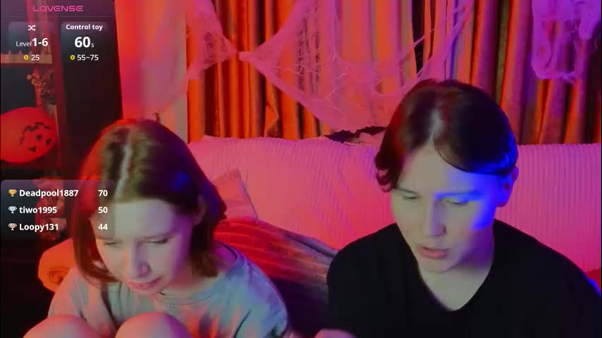 berry_assortment Adult Chat October 28, 2025