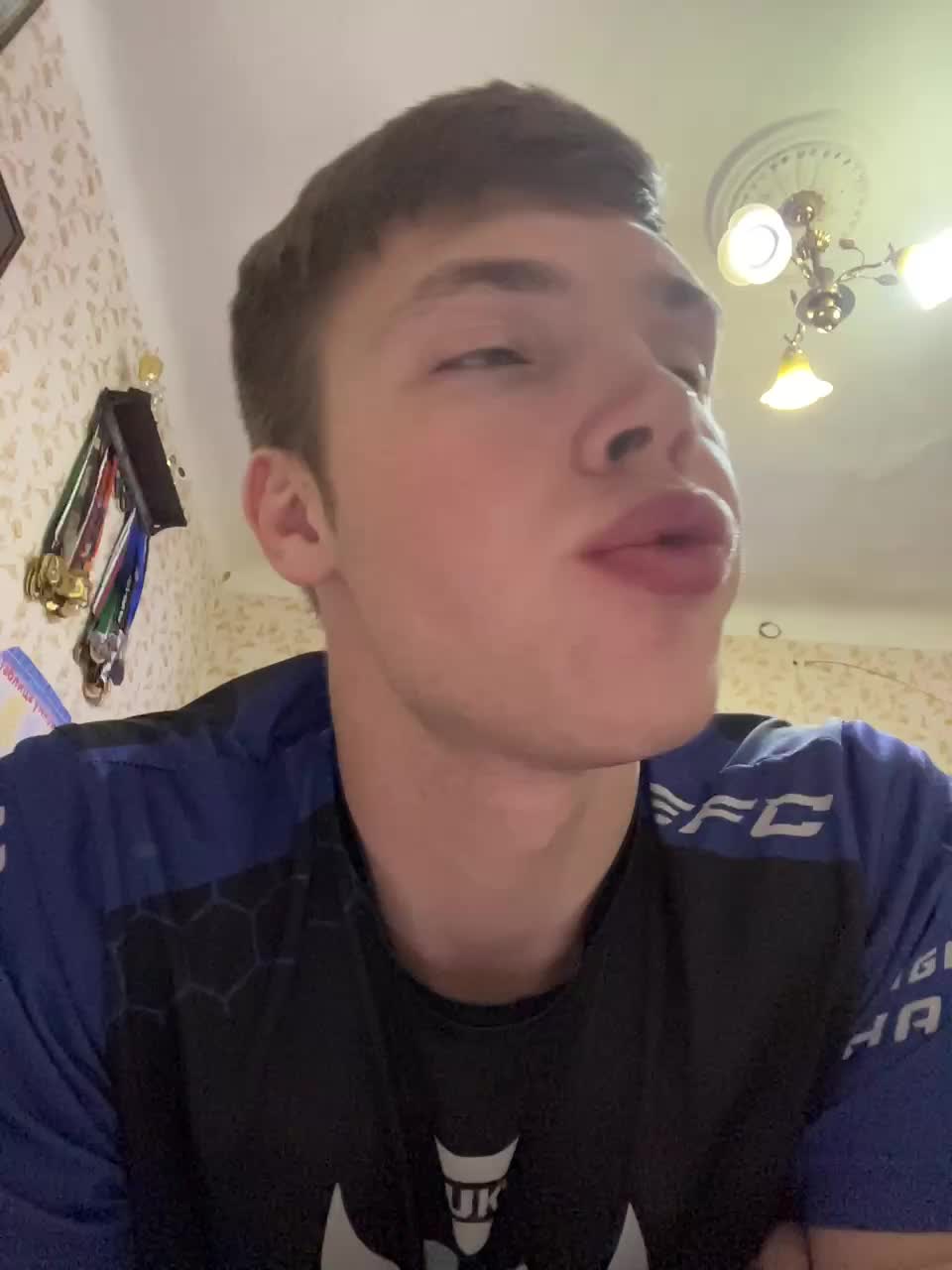 TomRichel Adult Chat October 31, 2025