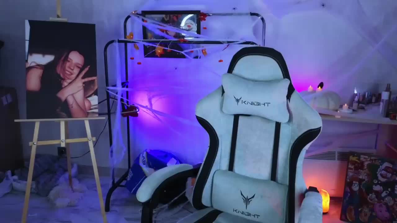 monicaerotic Adult Chat October 30, 2025