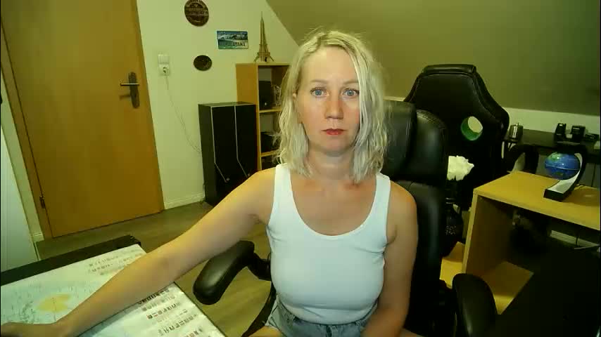 _korall_ Adult Chat October 30, 2025