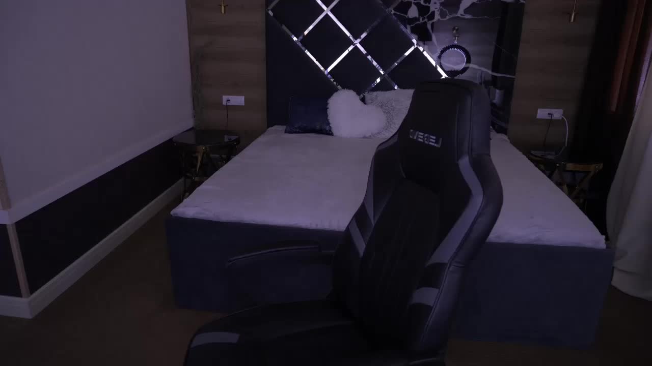 AmazonkaStarrr Adult Chat October 30, 2025