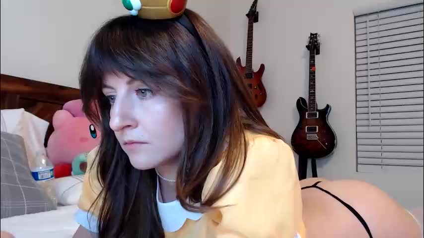 ashleyyylove13 Adult Chat October 31, 2025