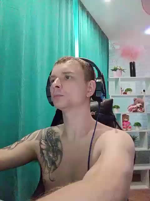 Niki233221 Adult Chat October 31, 2025