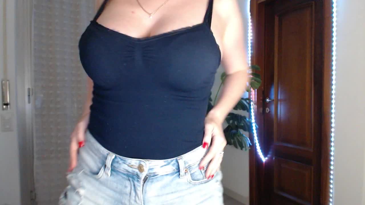 Alina-Lovely Adult Chat October 30, 2025