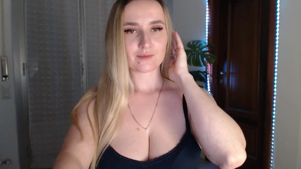 Alina-Lovely Adult Chat October 31, 2025