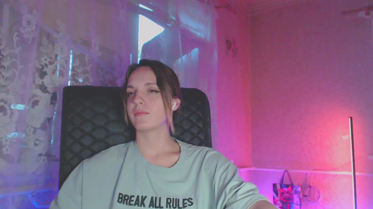 Babymuro4ka Adult Chat October 30, 2025