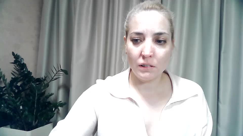 mariska-kiska Adult Chat October 29, 2025