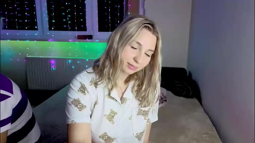 lollove24 Adult Chat October 27, 2025