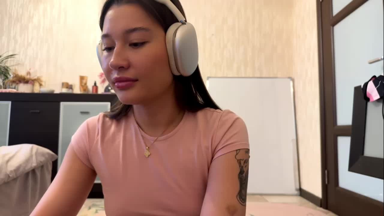 LakishaYanish Adult Chat October 29, 2025