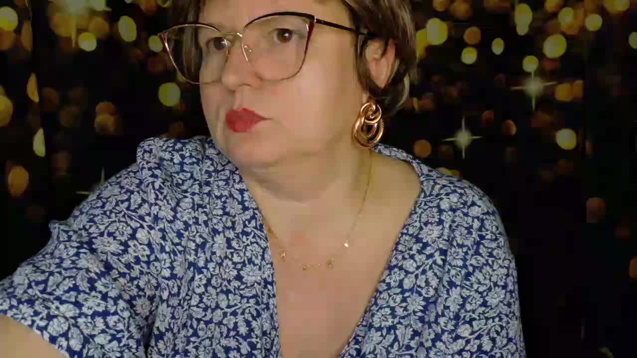 Golden_Lady Adult Chat October 30, 2025