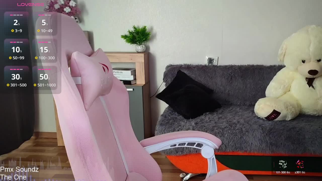 Lady-shy Adult Chat October 31, 2025