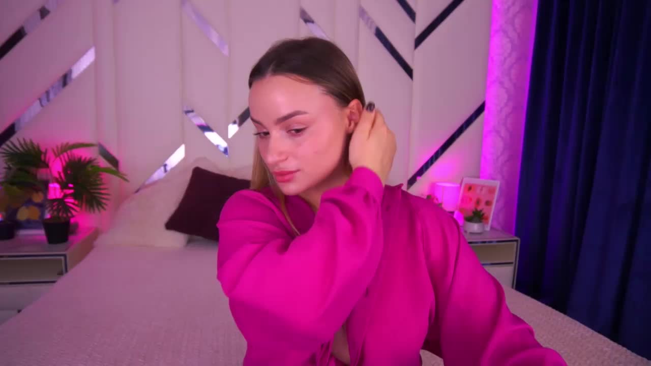 FloraGreys Adult Chat October 31, 2025