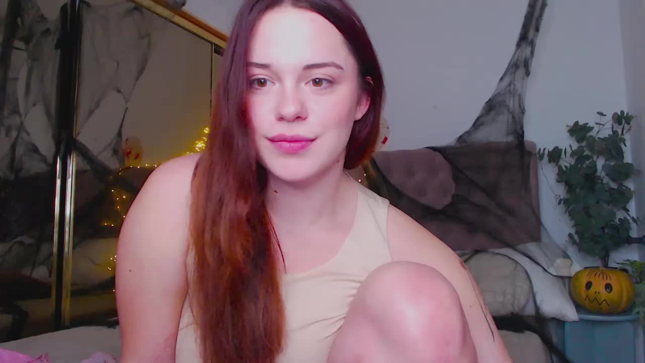 Little-melodyy Adult Chat October 31, 2025