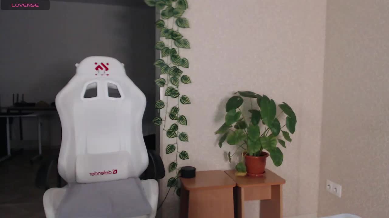 PrincesseMononoke Adult Chat October 30, 2025