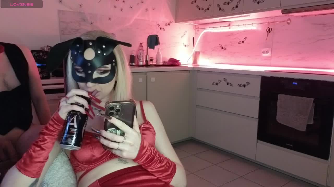 SOFYandMIKE Adult Chat October 29, 2025