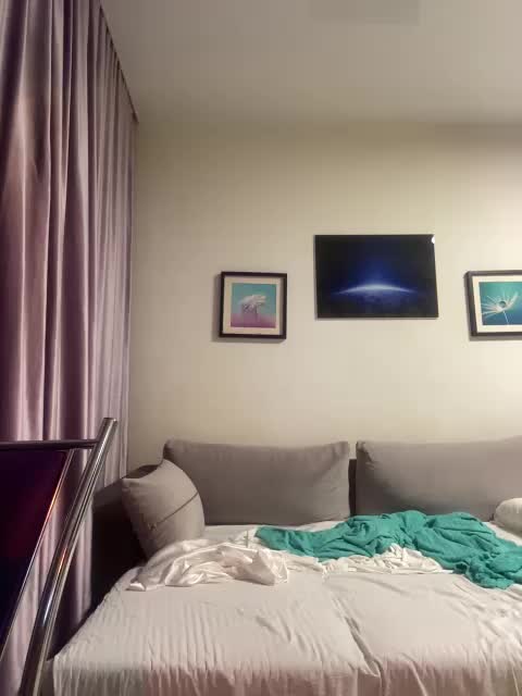 JULIE21 Adult Chat October 30, 2025