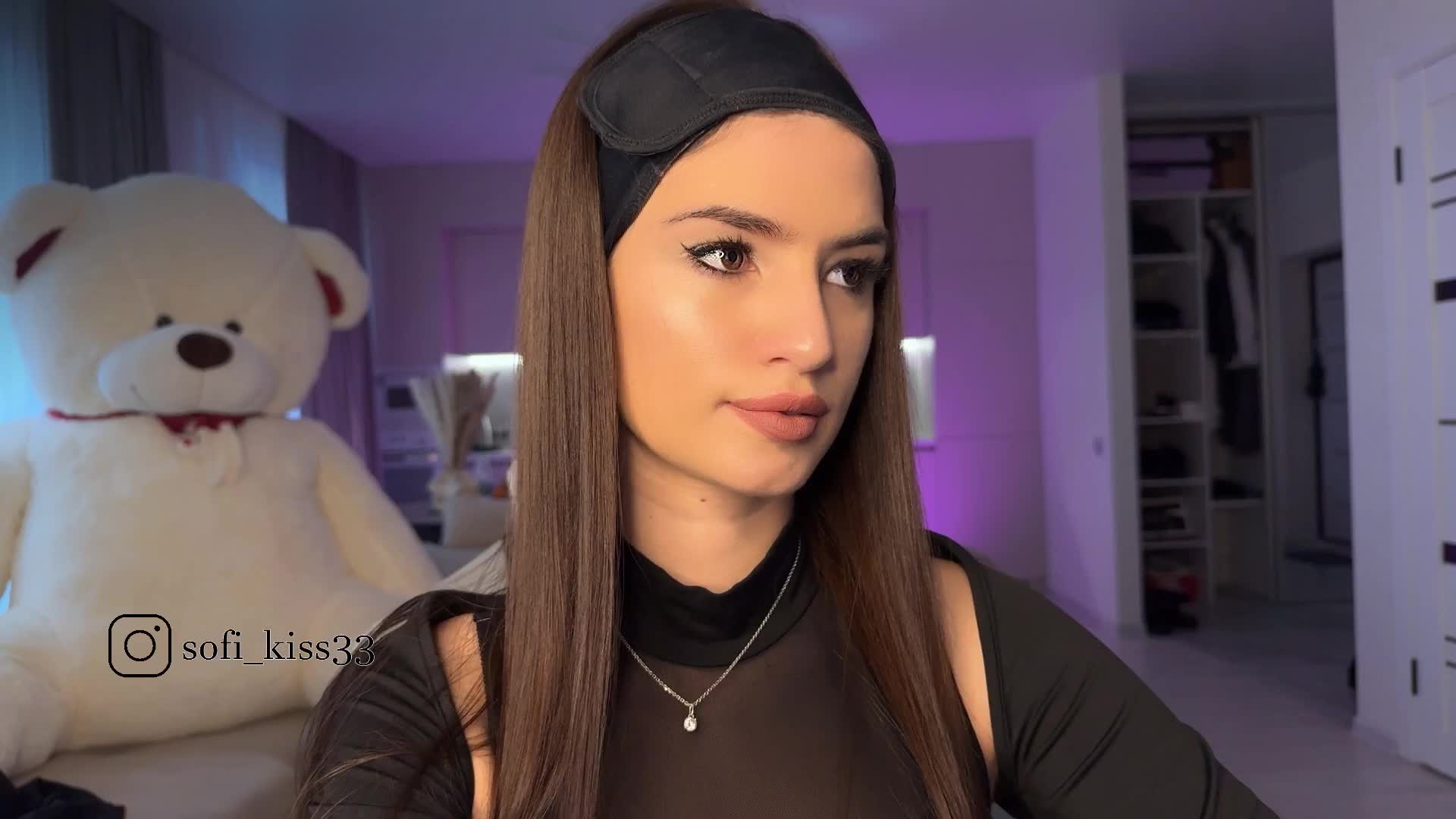 Sofi-Mi Adult Chat October 29, 2025