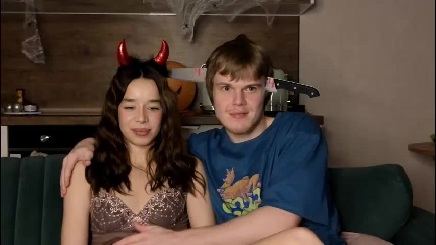 holdonbitch Adult Chat October 31, 2025