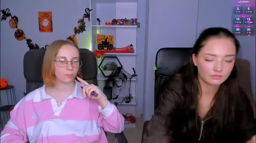 miki_nikki Adult Chat October 30, 2025