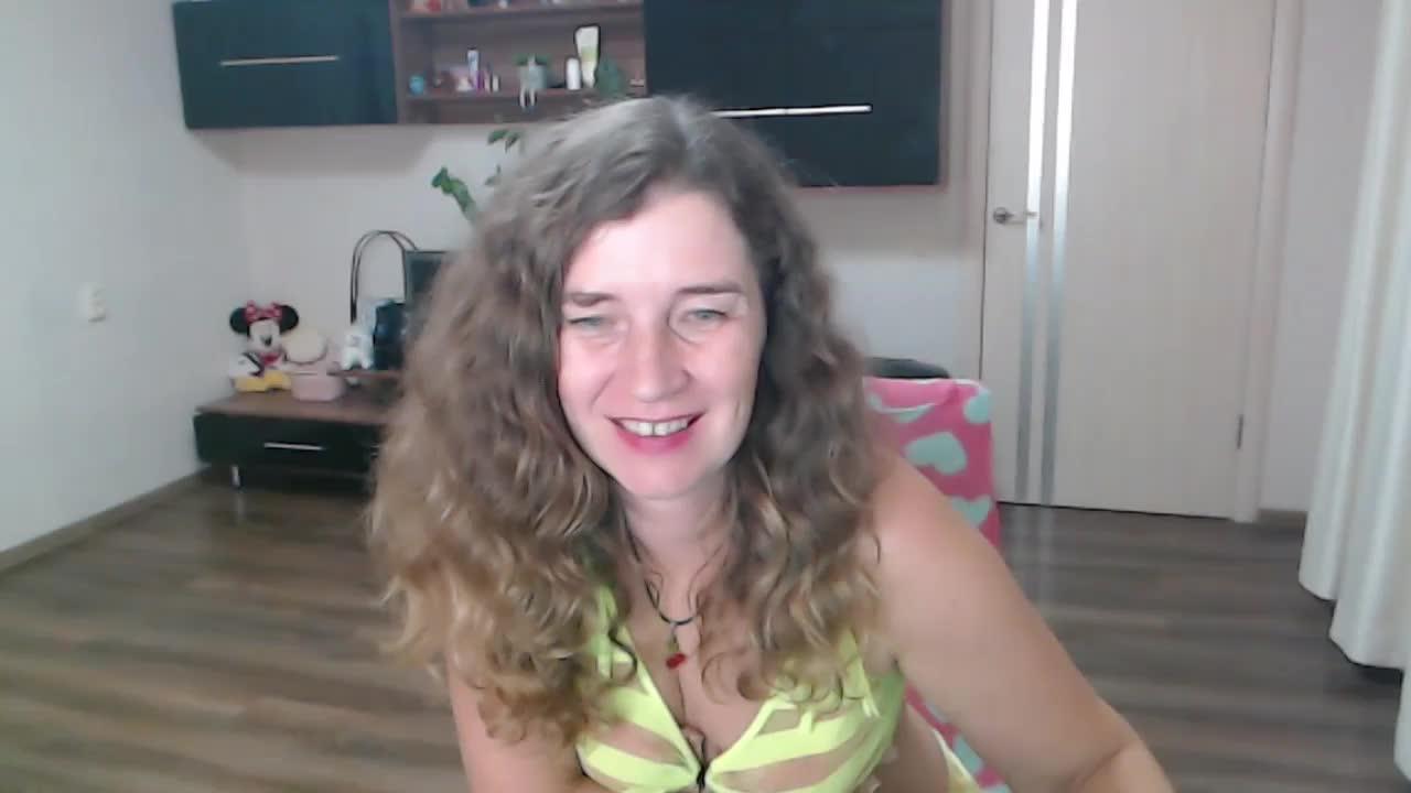 SophiaBoone Adult Chat October 31, 2025