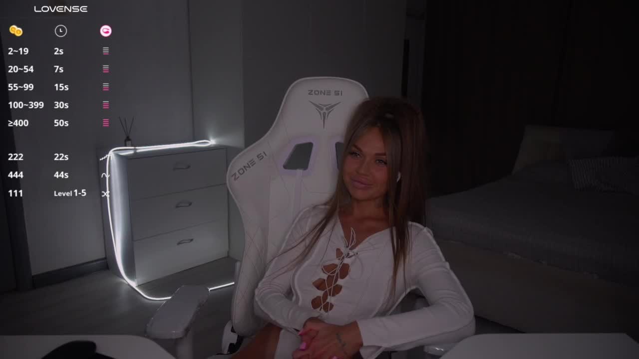 Evelina_fox Adult Chat October 30, 2025