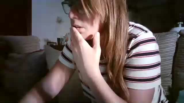 lolahueso Adult Chat October 27, 2025