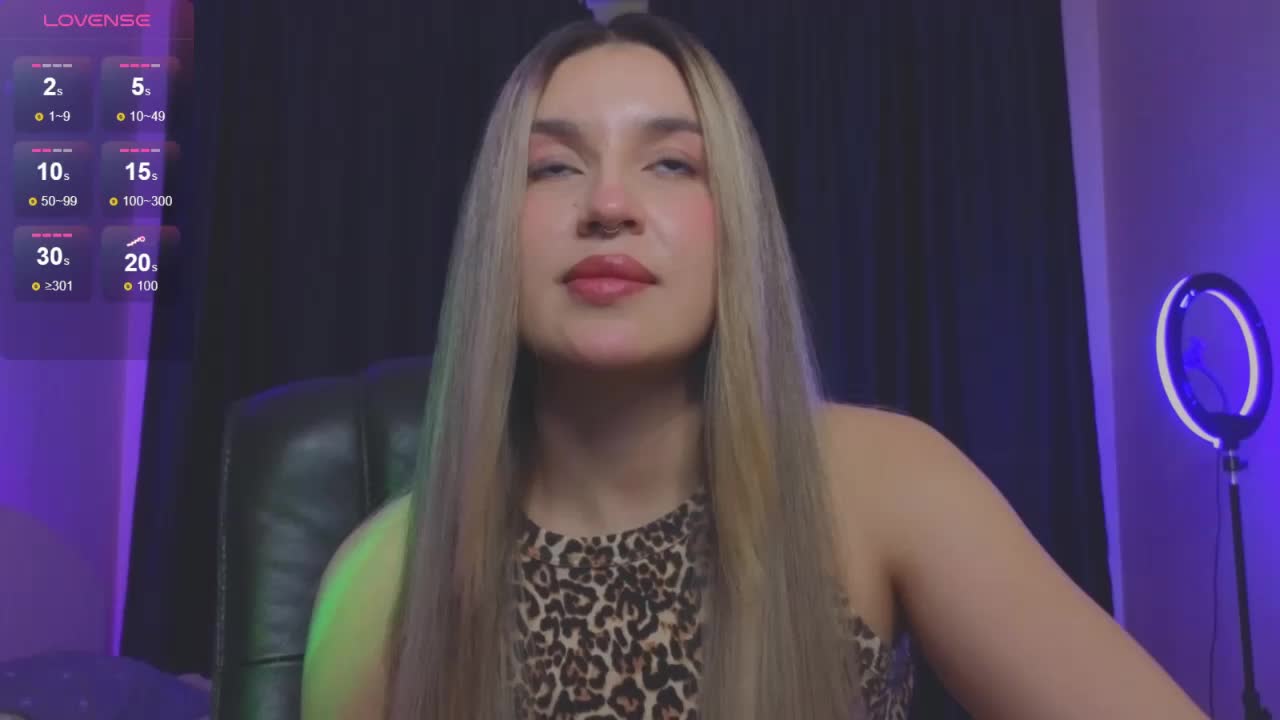 RoxyChilli Adult Chat October 30, 2025