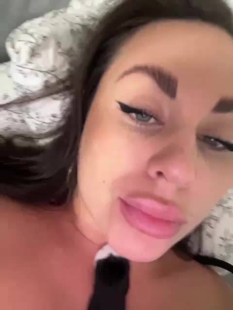 -Hennessy- Adult Chat October 31, 2025