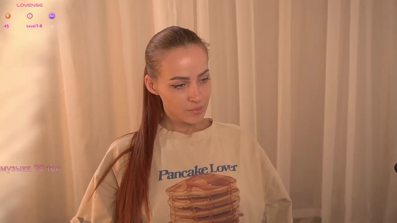 PONI_DI Adult Chat October 31, 2025