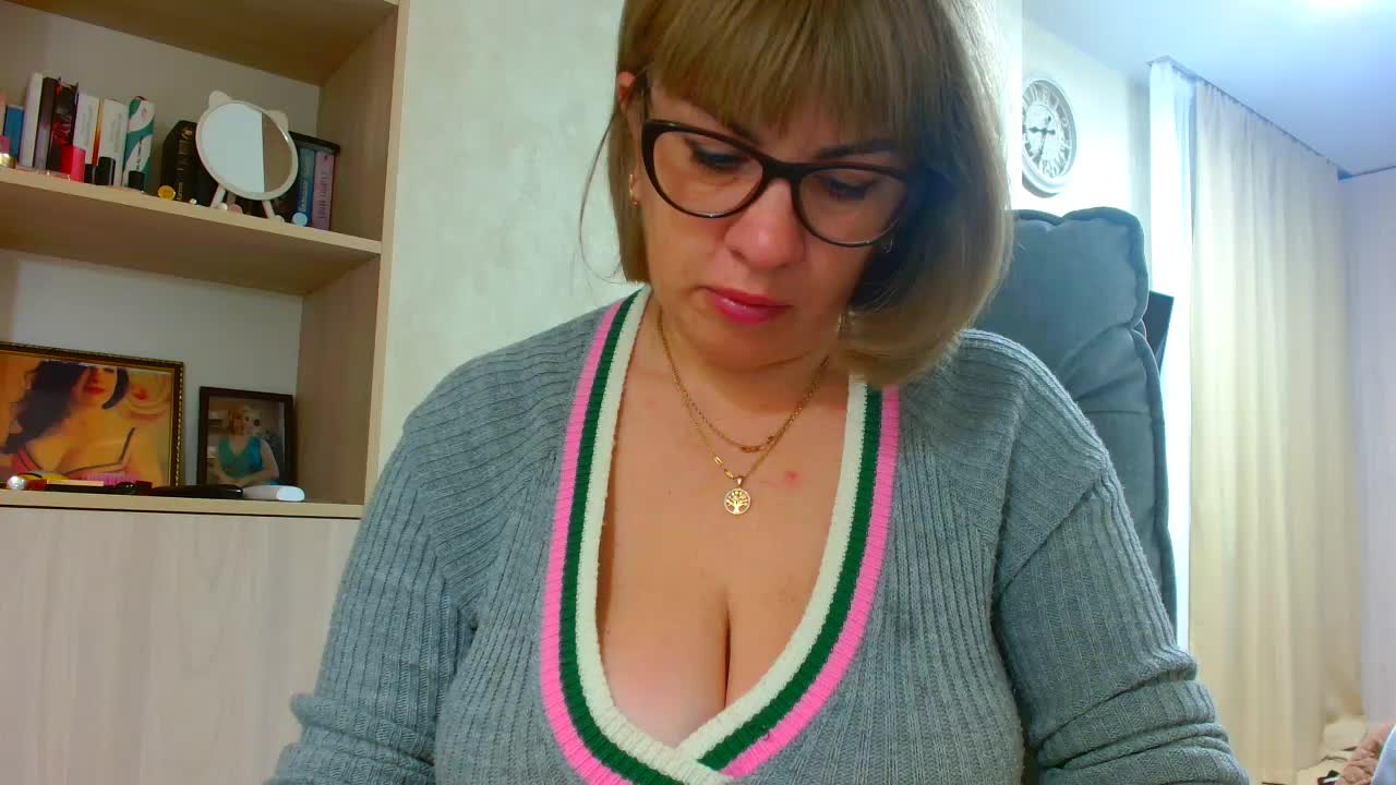 DonnaRosa Adult Chat October 30, 2025