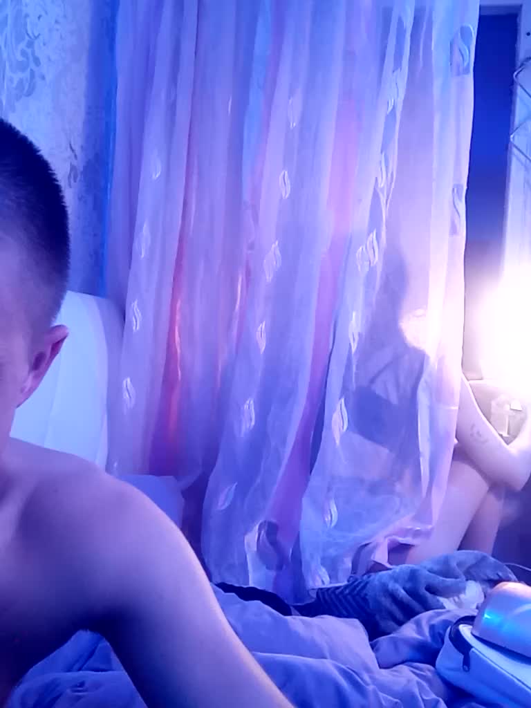 xhot-tandem-a-lx Adult Chat October 31, 2025