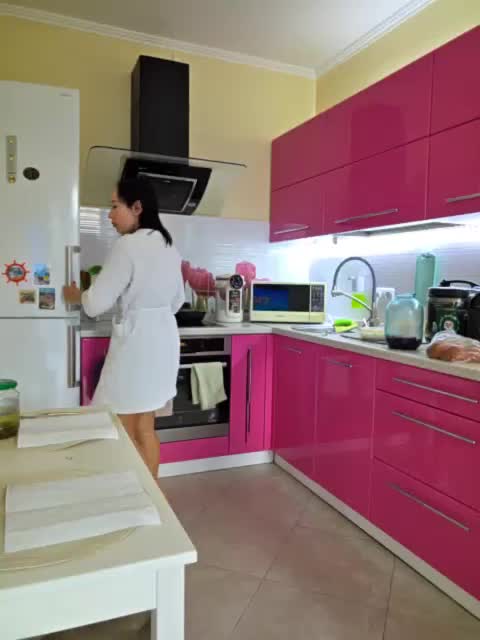 Alex80-201 Adult Chat October 31, 2025