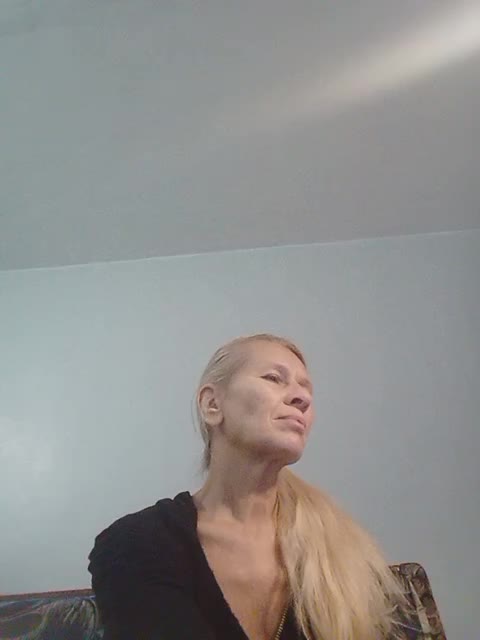 Victoria-sexi Adult Chat October 31, 2025