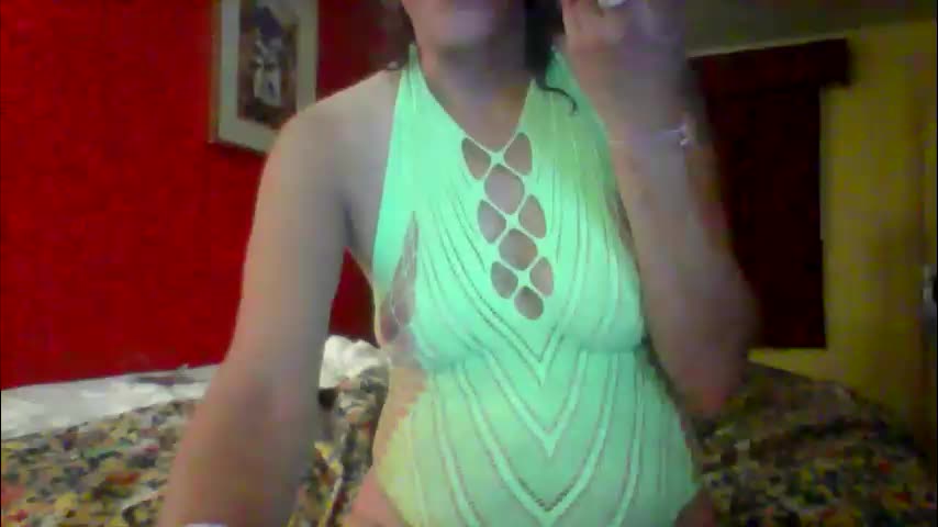 weluvwoman84 Adult Chat October 24, 2025