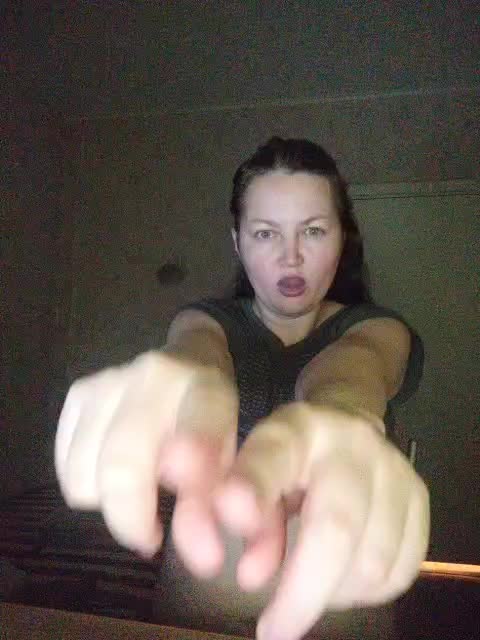 -VeryVery- Adult Chat October 31, 2025