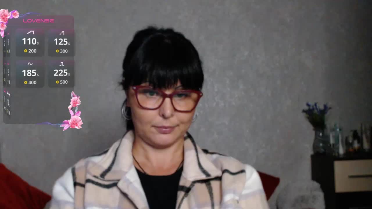 ZaRaZaTvOyA Adult Chat October 31, 2025