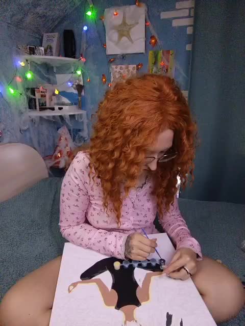 Mari_Gold Adult Chat October 31, 2025