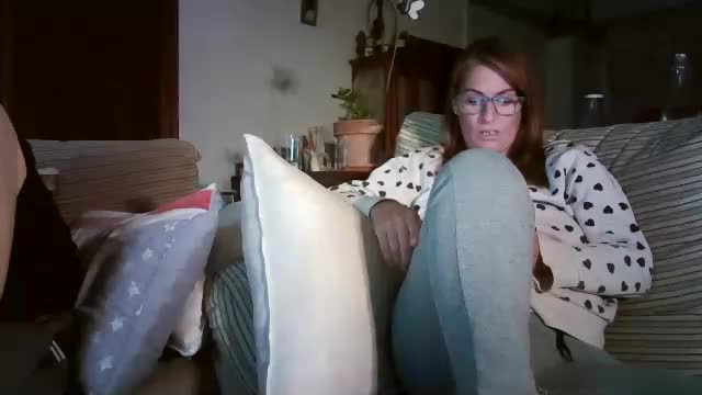 lolahueso Adult Chat October 27, 2025