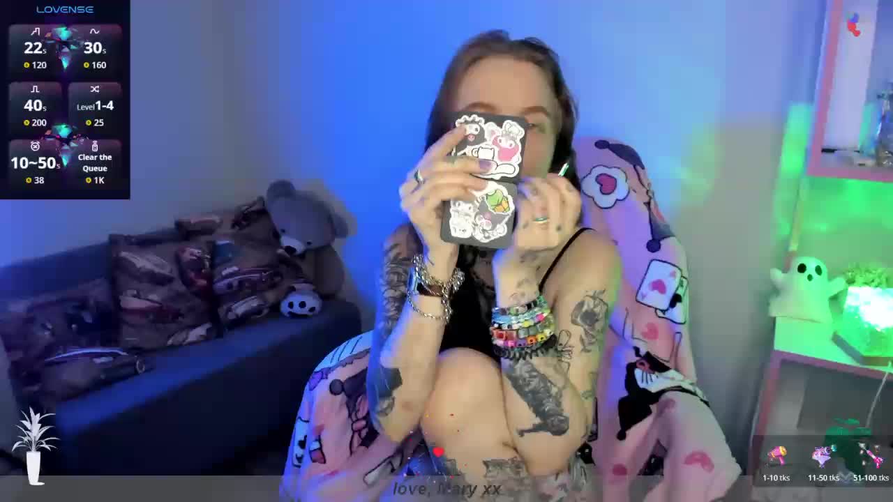 Mary-Xextra Adult Chat October 31, 2025