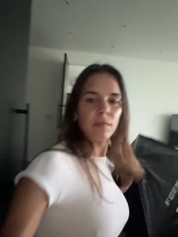 JuicyFruits93 Adult Chat October 26, 2025