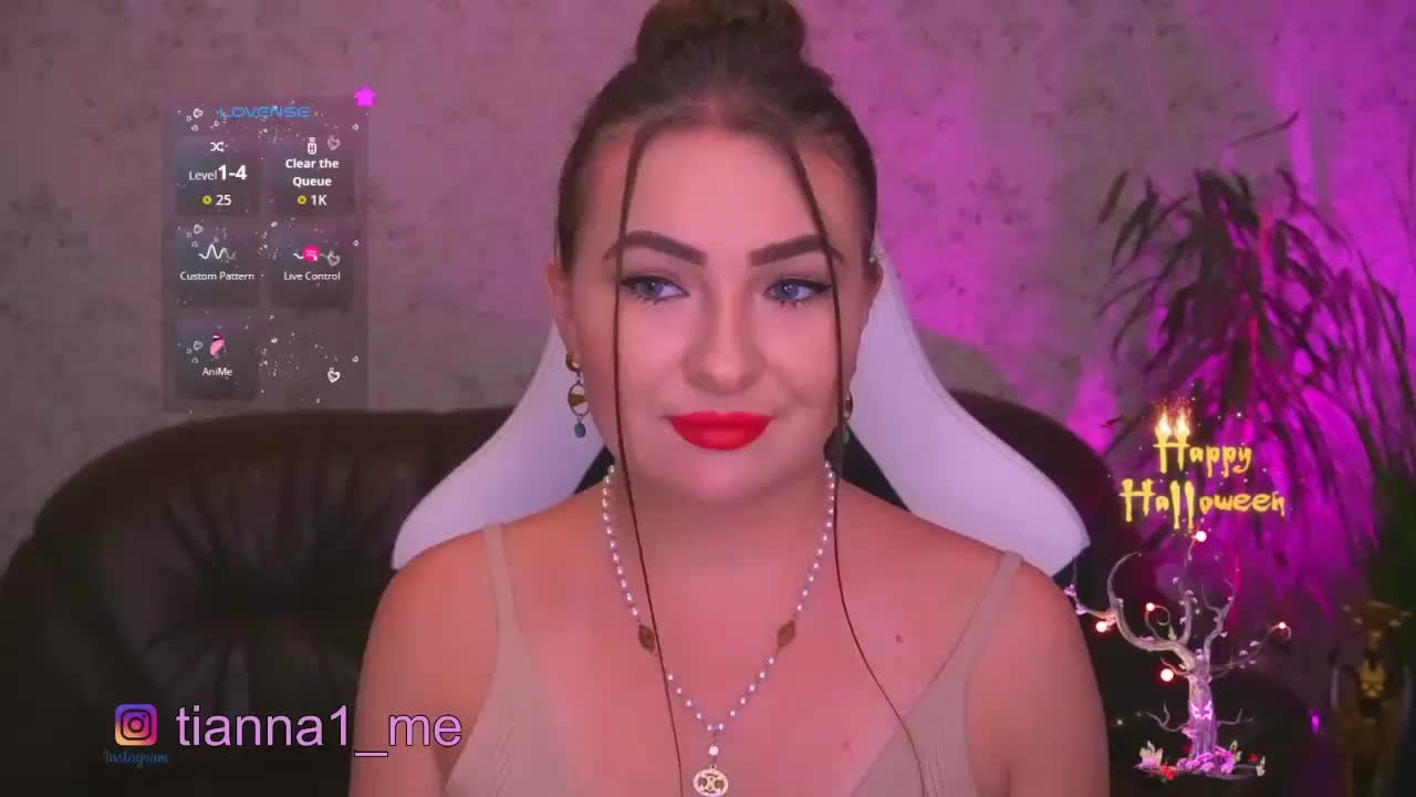 Tianna_me Adult Chat October 31, 2025