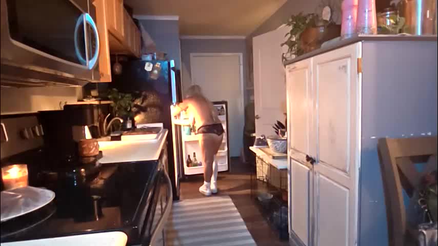 cheekymonkie Adult Chat October 31, 2025