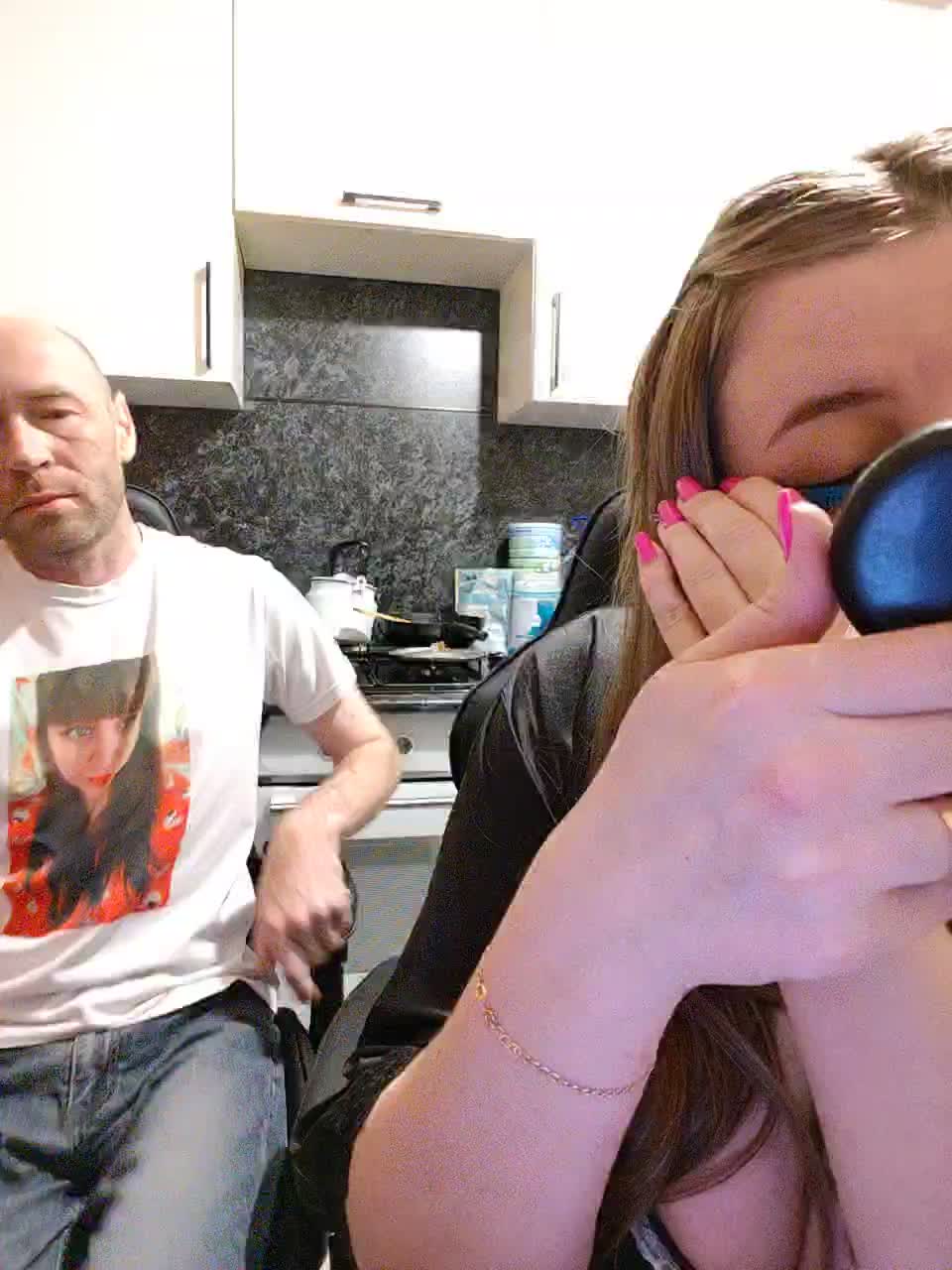 Innokentiy449 Adult Chat October 28, 2025