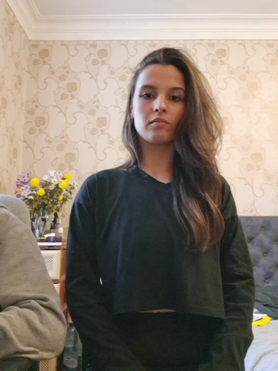 Love_Crew Adult Chat October 24, 2025