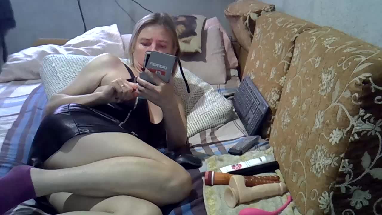 ptichka38 Adult Chat October 30, 2025