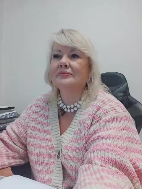 BESTija-1 Adult Chat October 31, 2025