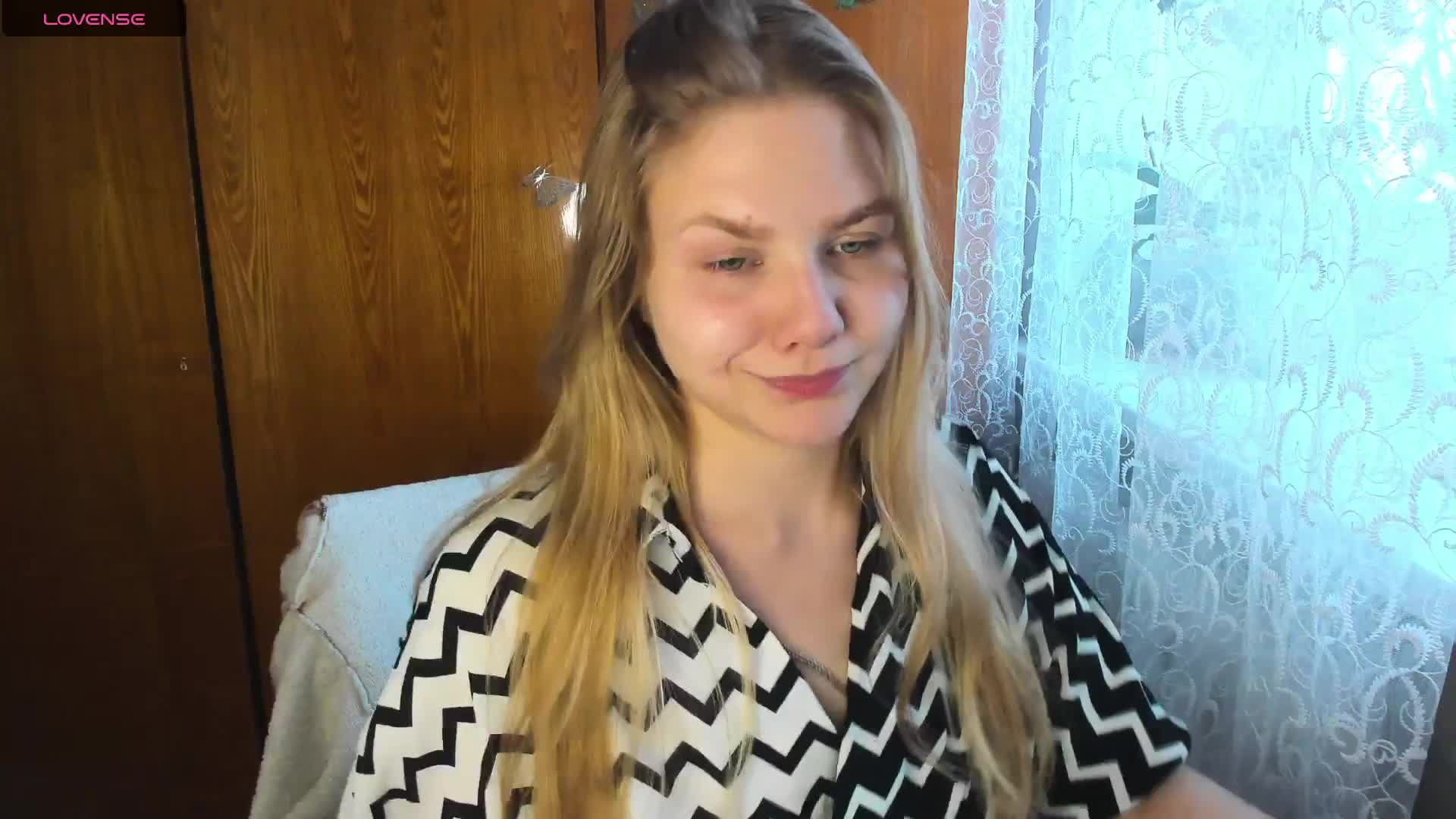 Emma-Frizea Adult Chat October 29, 2025