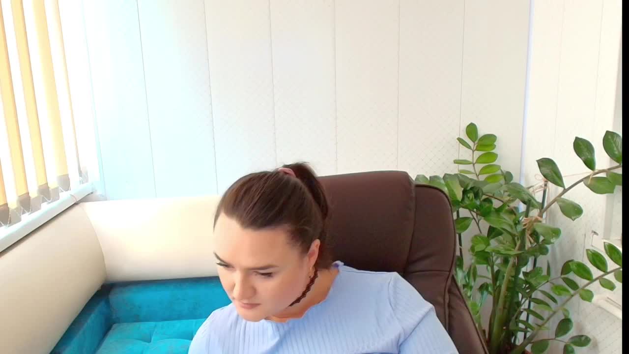 LinaCrave Adult Chat October 30, 2025