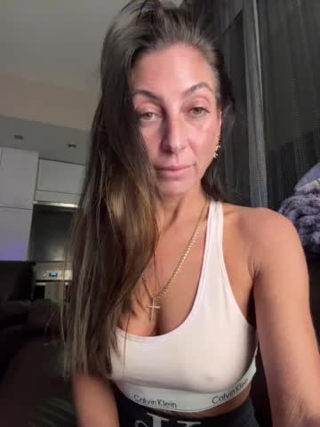 IrinkaGata Adult Chat October 31, 2025