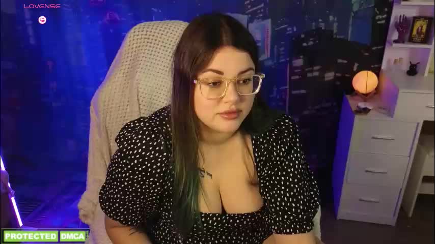 sunflower0907 Adult Chat October 28, 2025